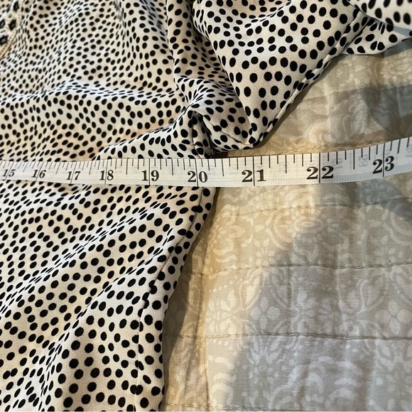 Max Studio Black White Crochet Polka Dot Ruffle Top Blouse - Picture 9 of 10